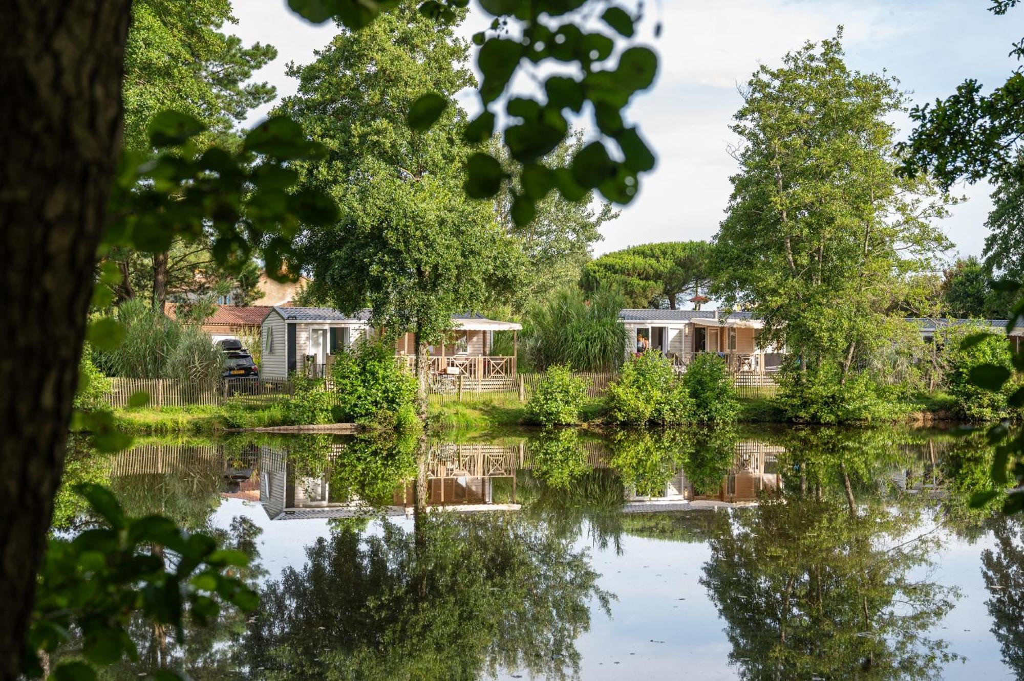 Camping Rcn La Ferme Du Latois Coex Экстерьер фото